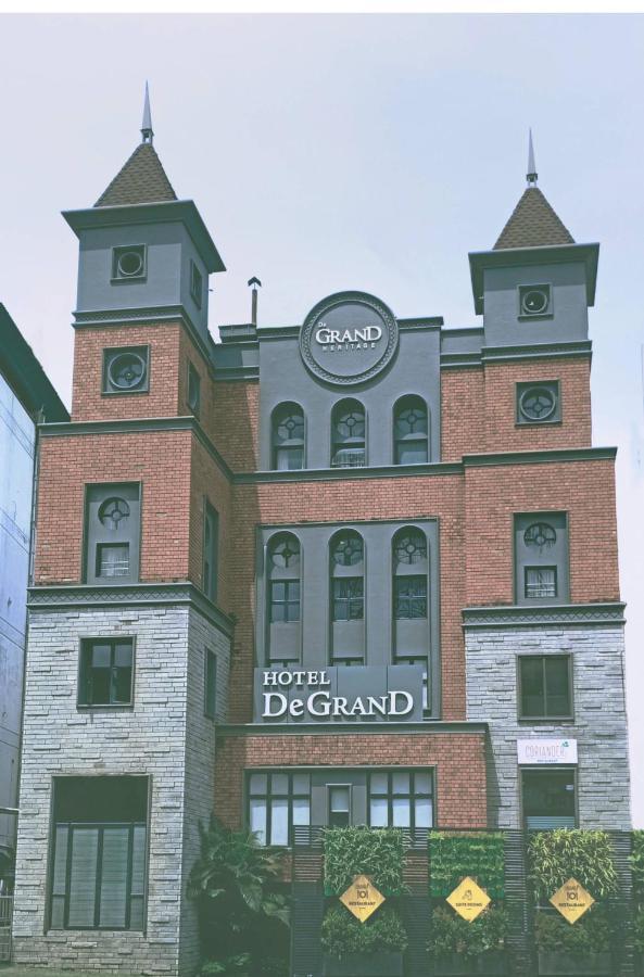 קוז'יקודה Hotel De Grand מראה חיצוני תמונה