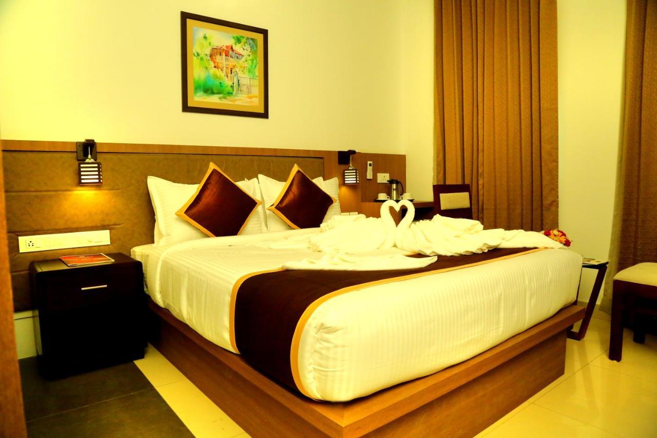 קוז'יקודה Hotel De Grand מראה חיצוני תמונה