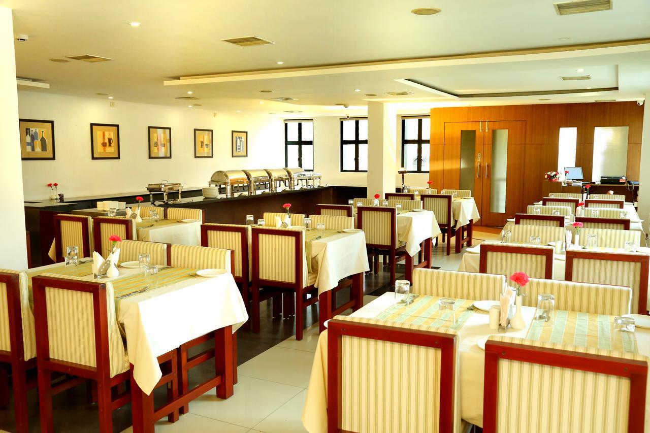 קוז'יקודה Hotel De Grand מראה חיצוני תמונה